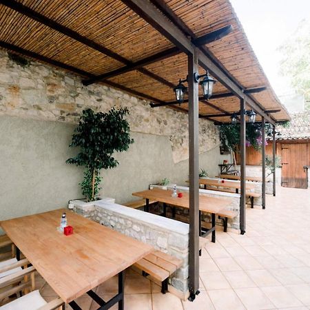 Ntouana Hotel Kalamata Bagian luar foto