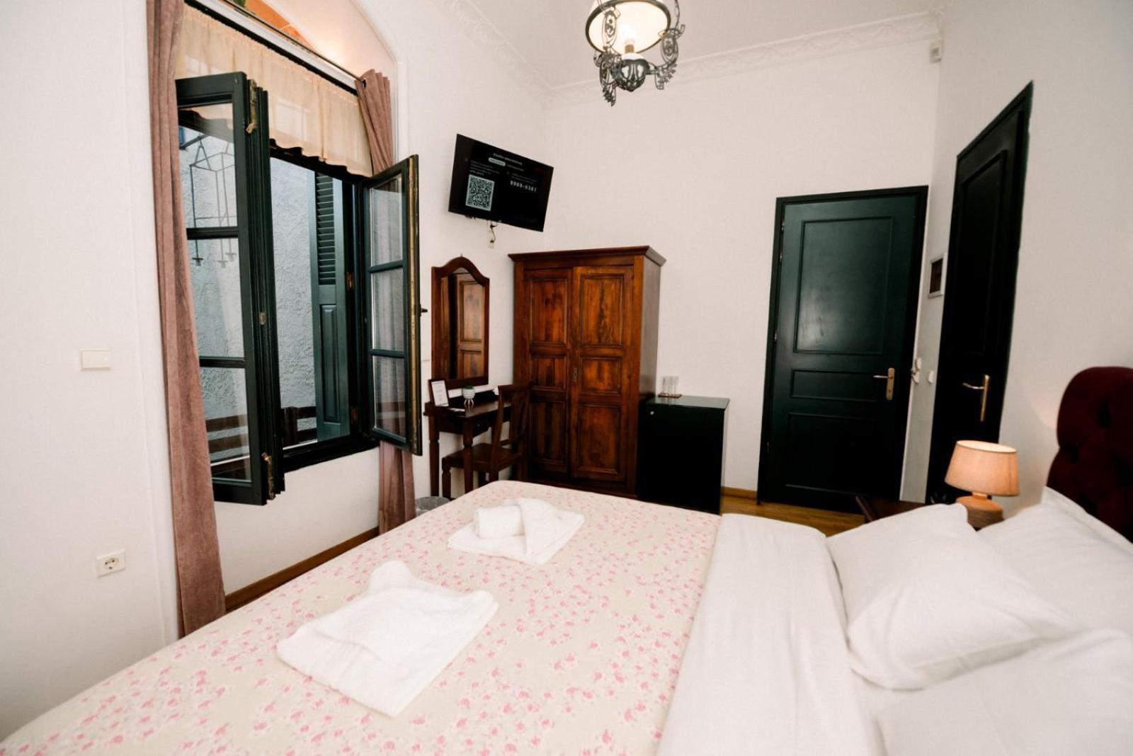 Ntouana Hotel Kalamata Ruang foto